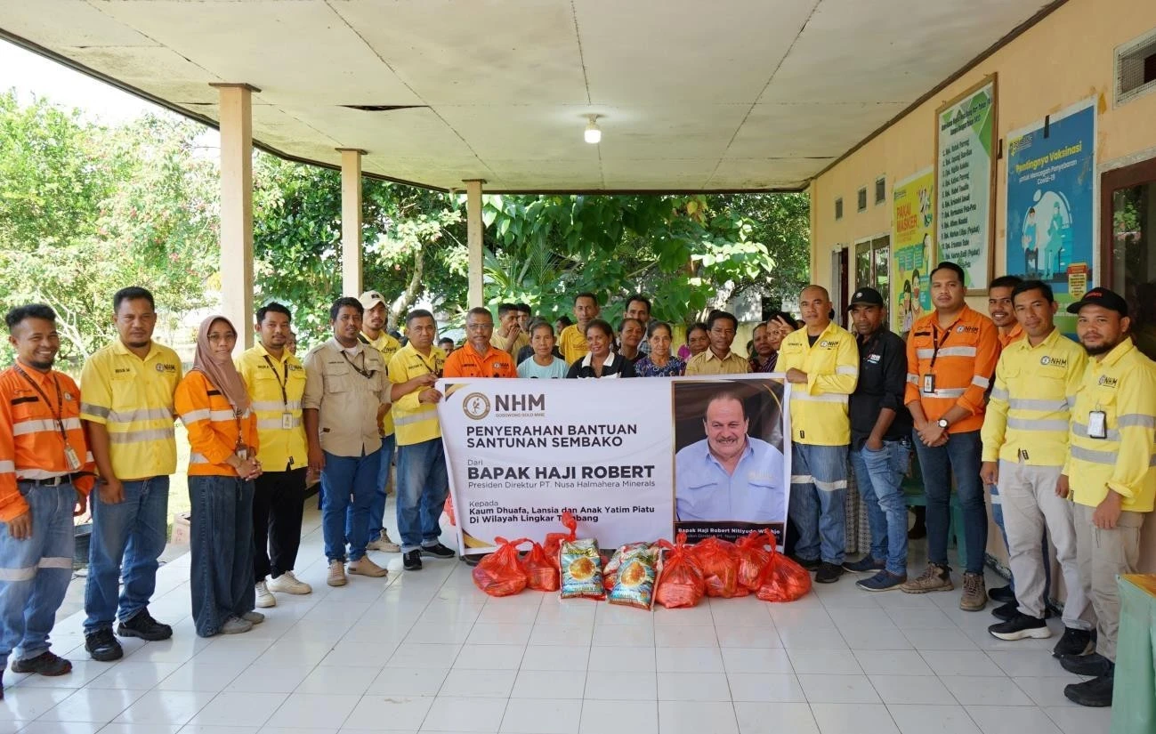 Menjelang Iduladha 2024, PT NHM Bagikan Ribuan Sembako untuk Masyarakat di Sekitar Tambang