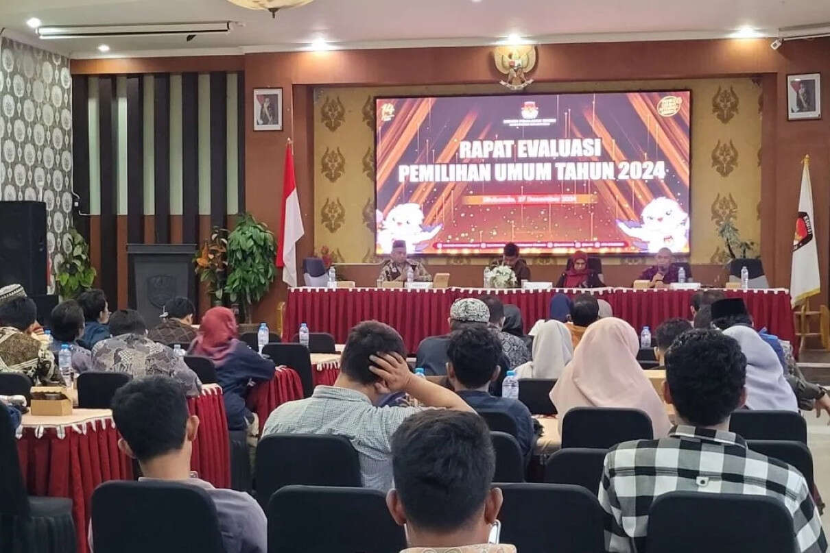 KPU Situbondo Proses Dugaan Pelanggaran Etik Puluhan PPK dan PPS