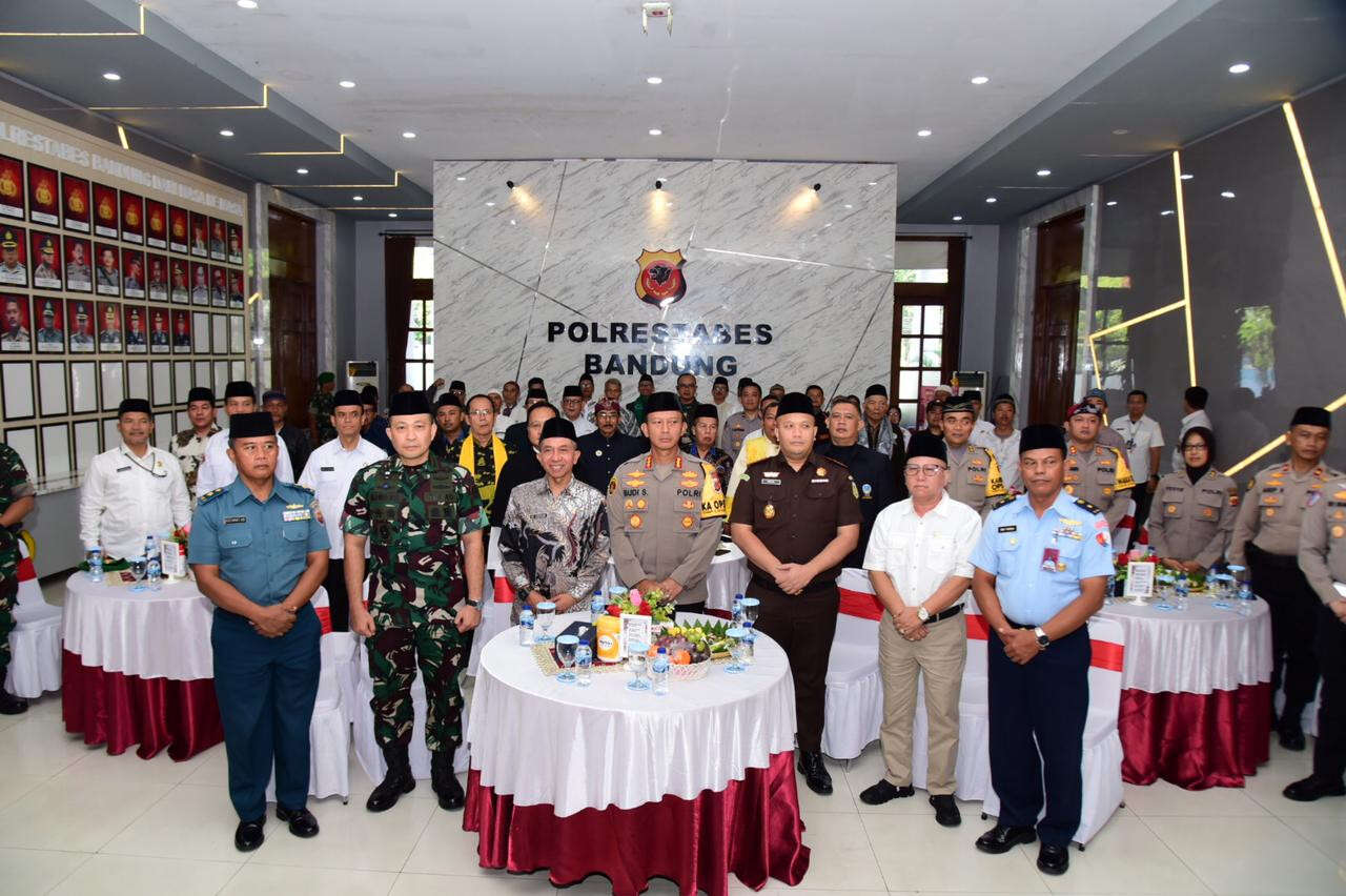 Forkopimda Kota Bandung Menggelar Doa Bersama untuk Pilkada Damai