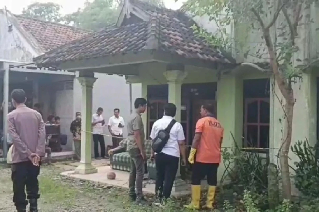 Wanita di Jombang Racuni Suami dengan Potas & Racun Tikus, Mayatnya Disimpan 40 Hari