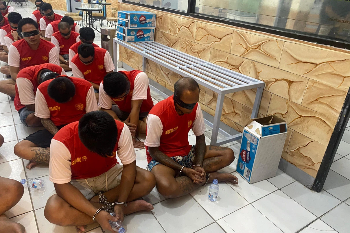 37 Warga Binaan Berisiko Tinggi di Jatim Dipindahkan Ke Nusakambangan