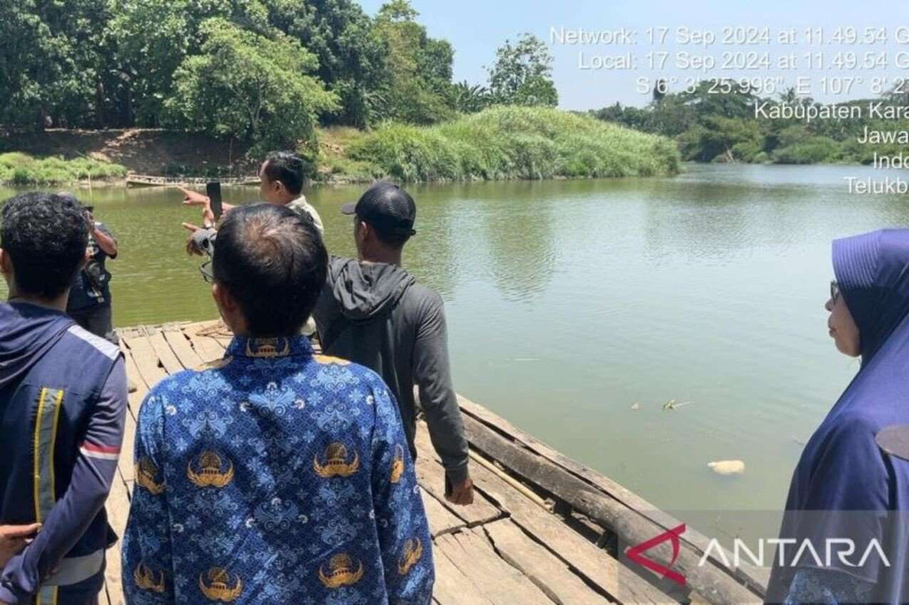 DLHK Karawang Minta Warga Tak Nyalakan Api di Sekitar Semburan Sungai Citarum