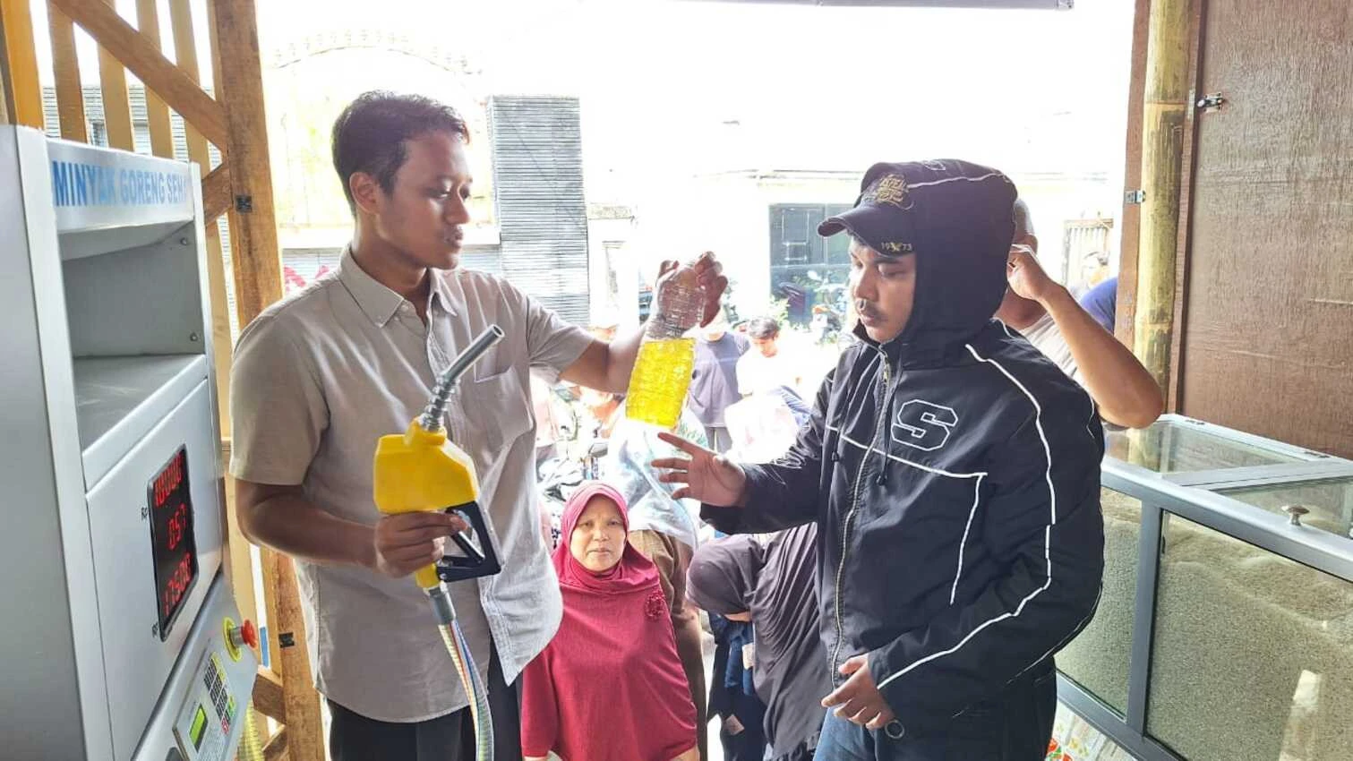 Pomindo Jadi Solusi Minyak Goreng Warga Bogor, Beli Seribu Juga Bisa!
