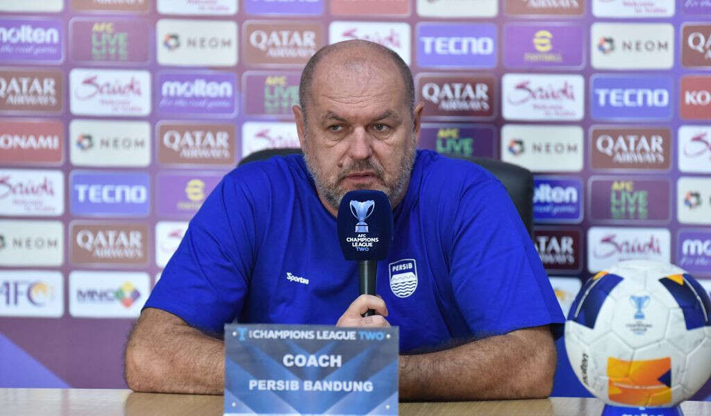 Bojan Hodak Pastikan Penyerang Persib David da Silva Masih Absen di Laga ACL 2