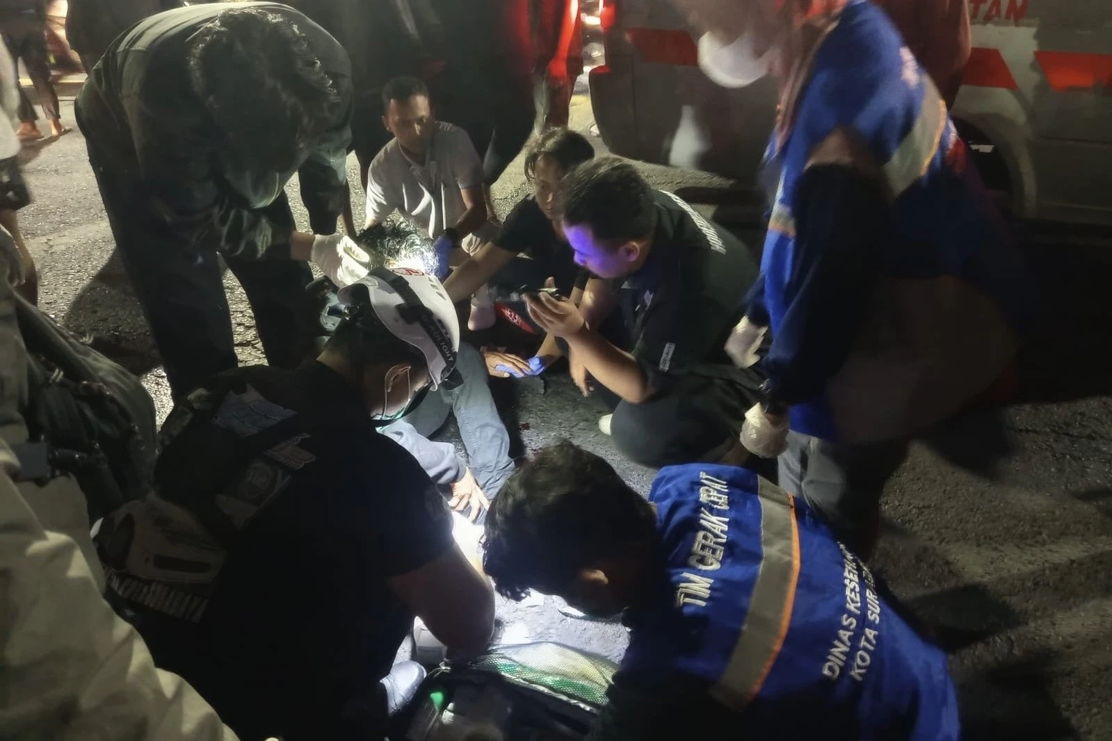 Terobos Lampu Merah, Pemotor Tewas Kecelakaan di Jalan Diponegoro Surabaya