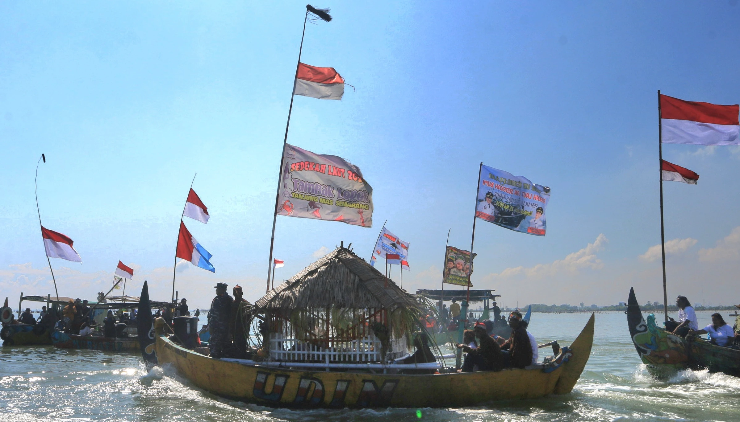 Tradisi Apitan Antara Doa dan Harapan dari Laut Semarang