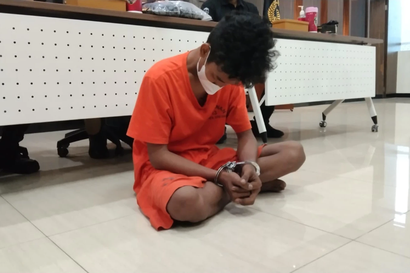 Bejat, Pemuda di Gresik Setubuhi Gadis di Bawah Umur Sambil Mabuk