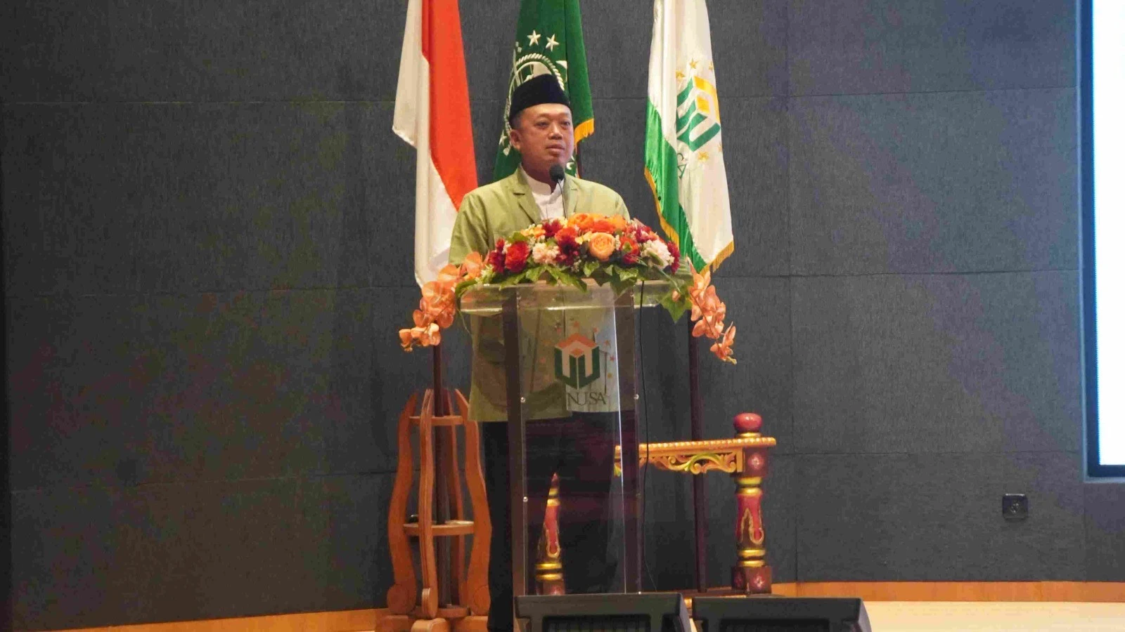 Nusron Wahid: Mahasiswa Harus Siap Hadapi Era Disrupsi dengan Inovasi & Karakter Kuat
