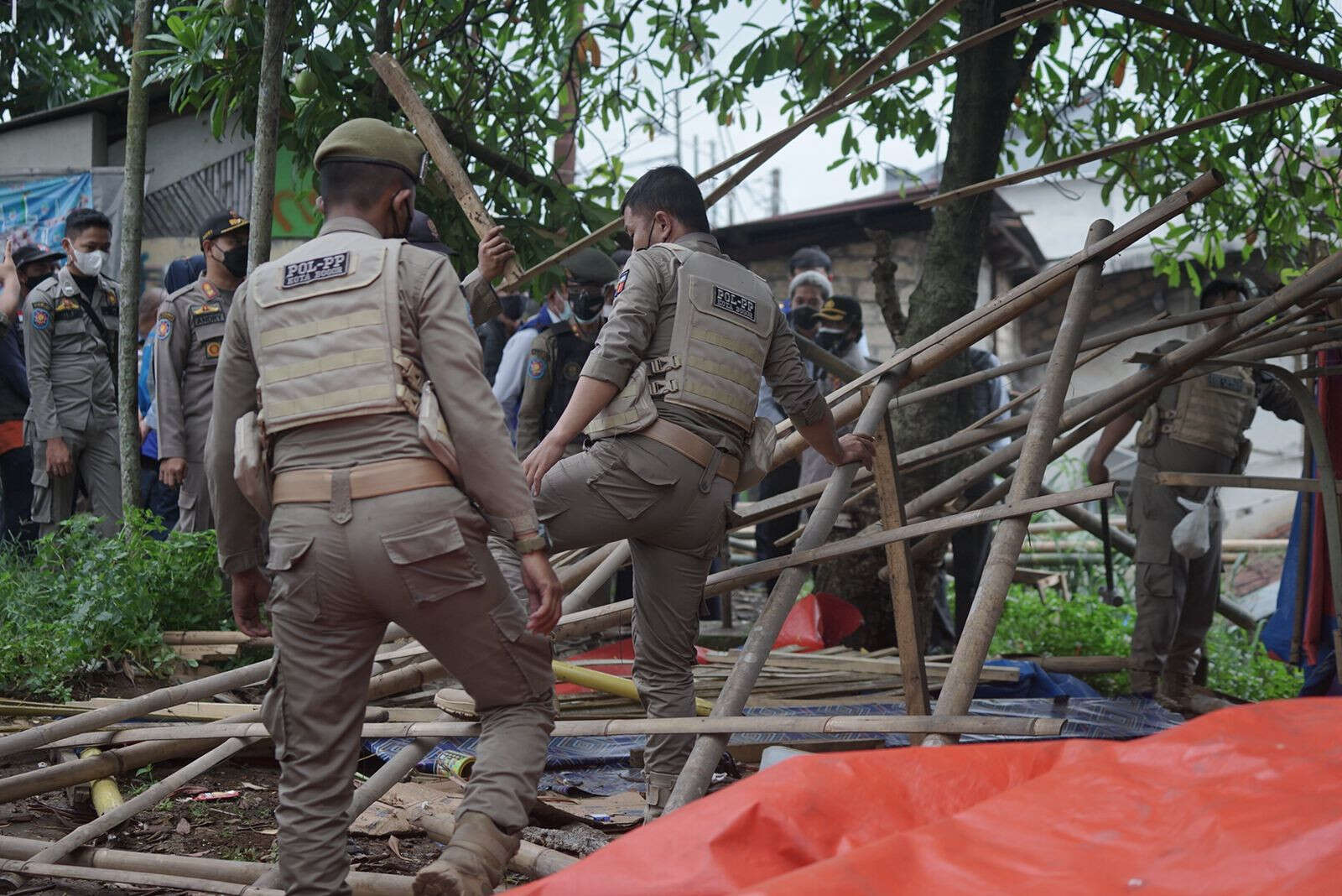 Satpol PP Tiba-Tiba Mendatangi Klinik Milik Cawabup Bupati Cianjur