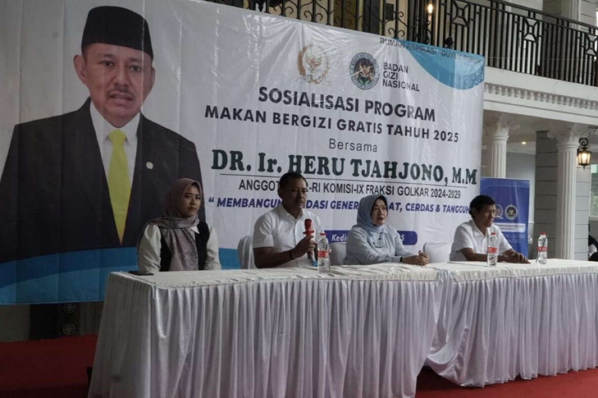 DPR RI & BGN Sosialisasikan Program MBG di Tulungagung