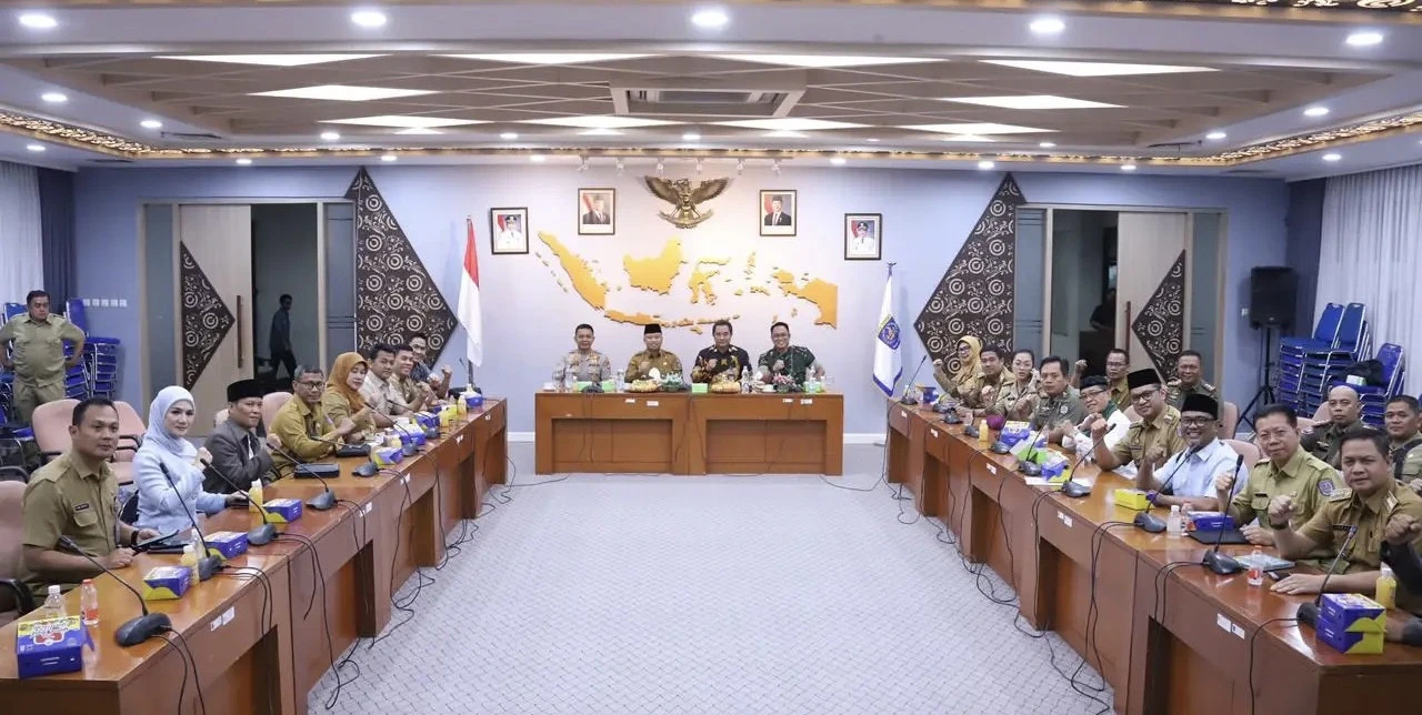 Kemendagri Dorong Forkopimda Depok Aktifkan Kembali Siskamling untuk Jaga Keamanan Lingkungan