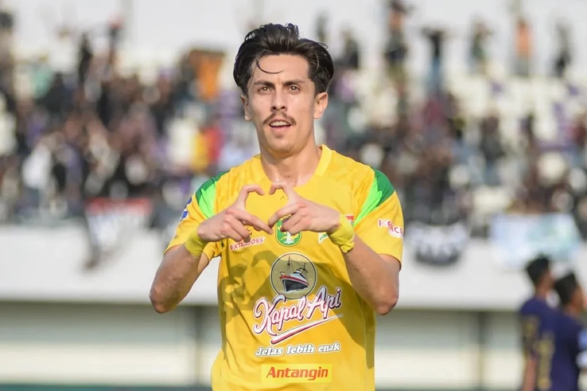 Persebaya Vs Semen Padang: Eduardo Siapkan Tim, Rivera Terancam Absen