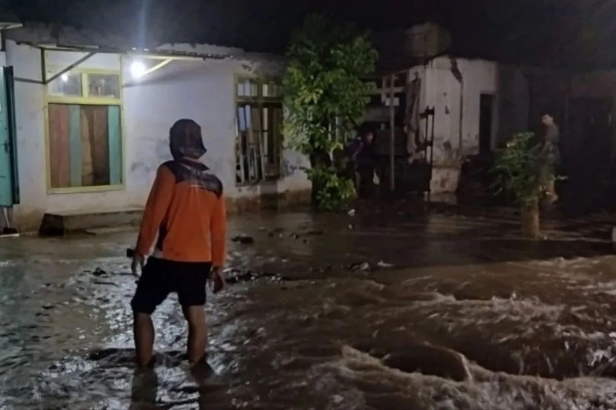 Banjir Rendam Ratusan Rumah di Pasuruan, Tiga Kecamatan Masih Tergenang