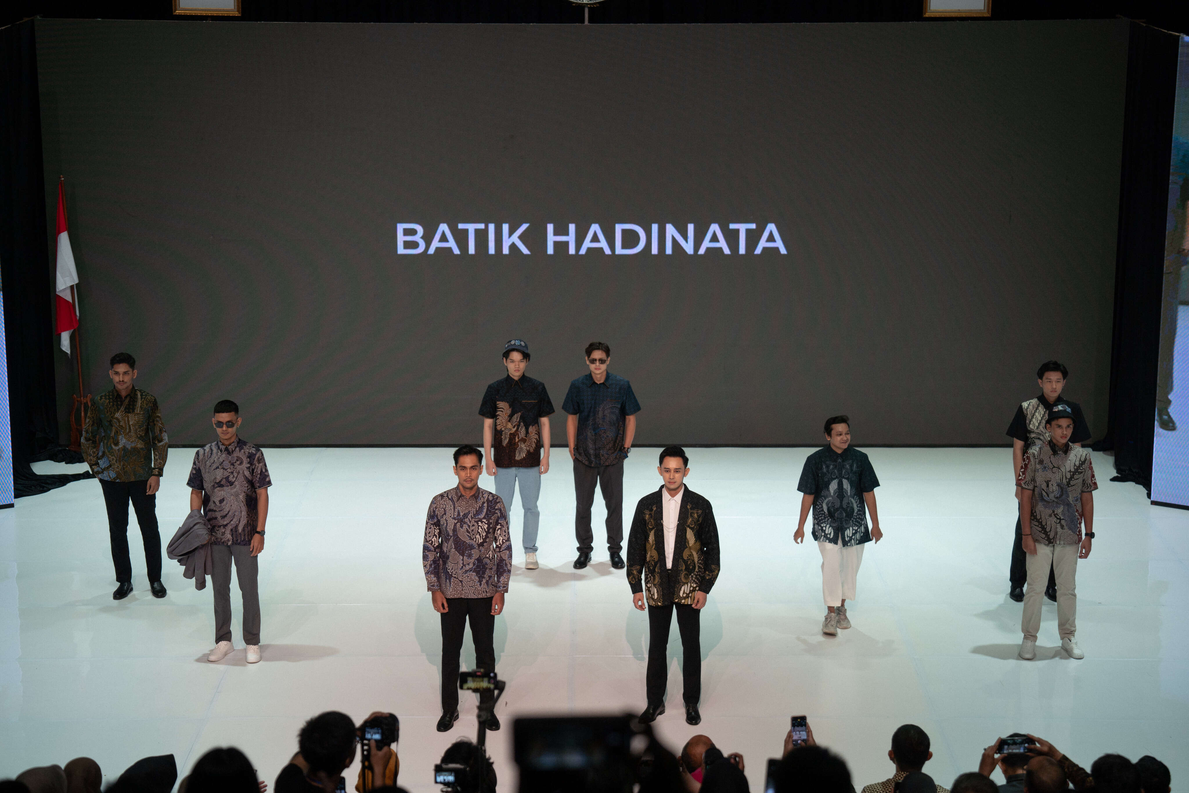 Hadinata Batik Usung Koleksi Ethno Contemporary di Urban Fashion 2024