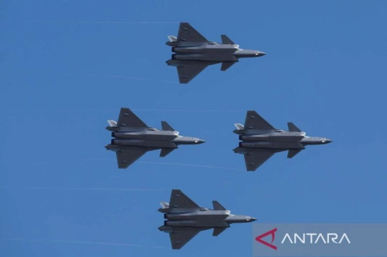 Pemerintah Indonesia Siap Beli Pesawat Tempur Buatan Cina