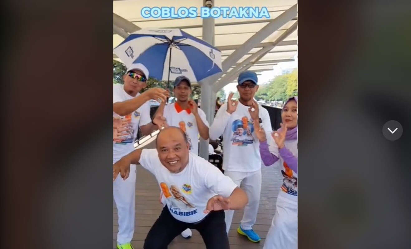 Cara Unik Warga Dukung ASIH, Lagu Coblos Botakna Viral di Media Sosial