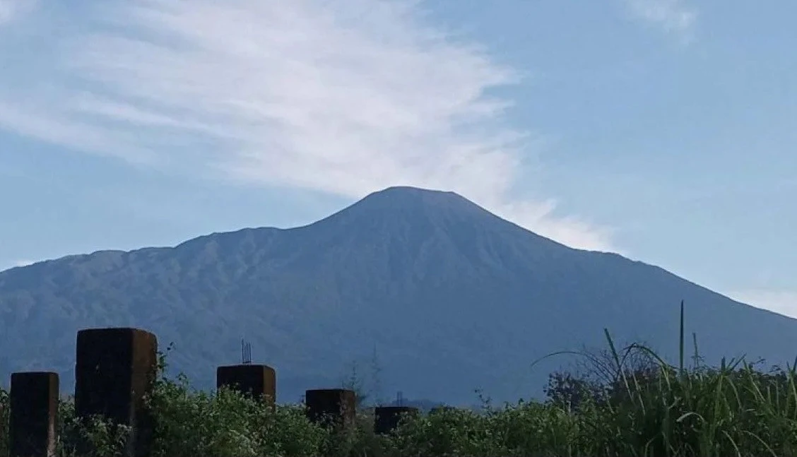 Aktivitas Gunung Slamet Meningkat, BPBD Banyumas Minta Warga Tetap Tenang