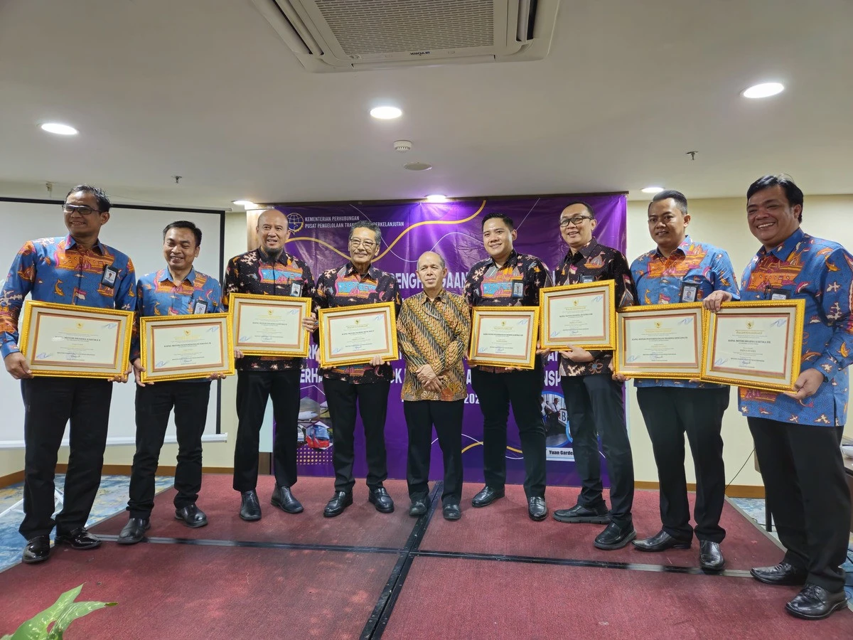 Kembali Ukir Prestasi, 10 Armada DLU Raih Penghargaan Prima Utama dari Kemenhub