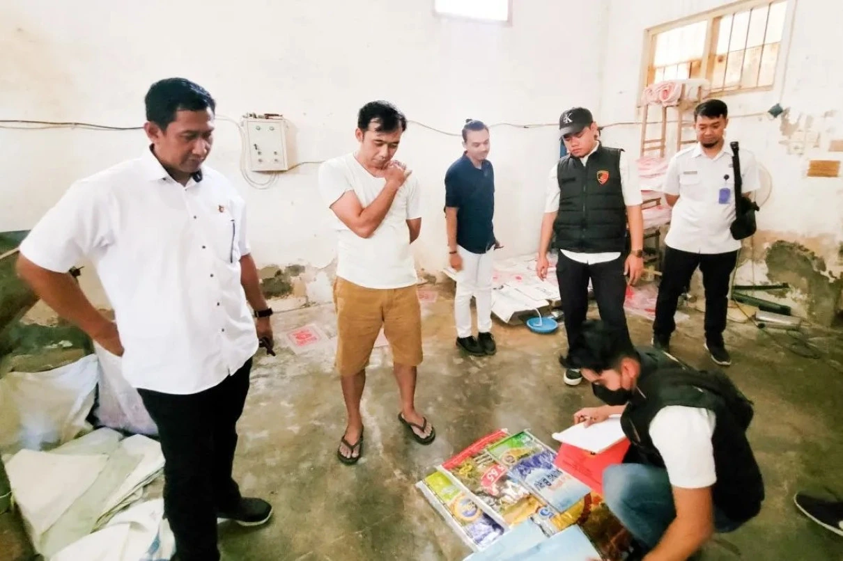 Distributor di Situbondo Ketahuan Jual Beras Murahan dengan Harga Premium