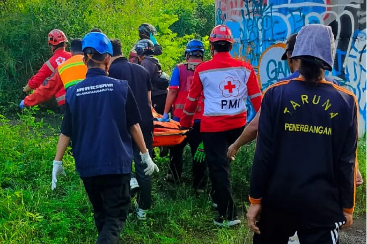 Geger! Pemuda Ditemukan Tewas Tergeletak di Bawah Jembatan Tunggulmas Malang