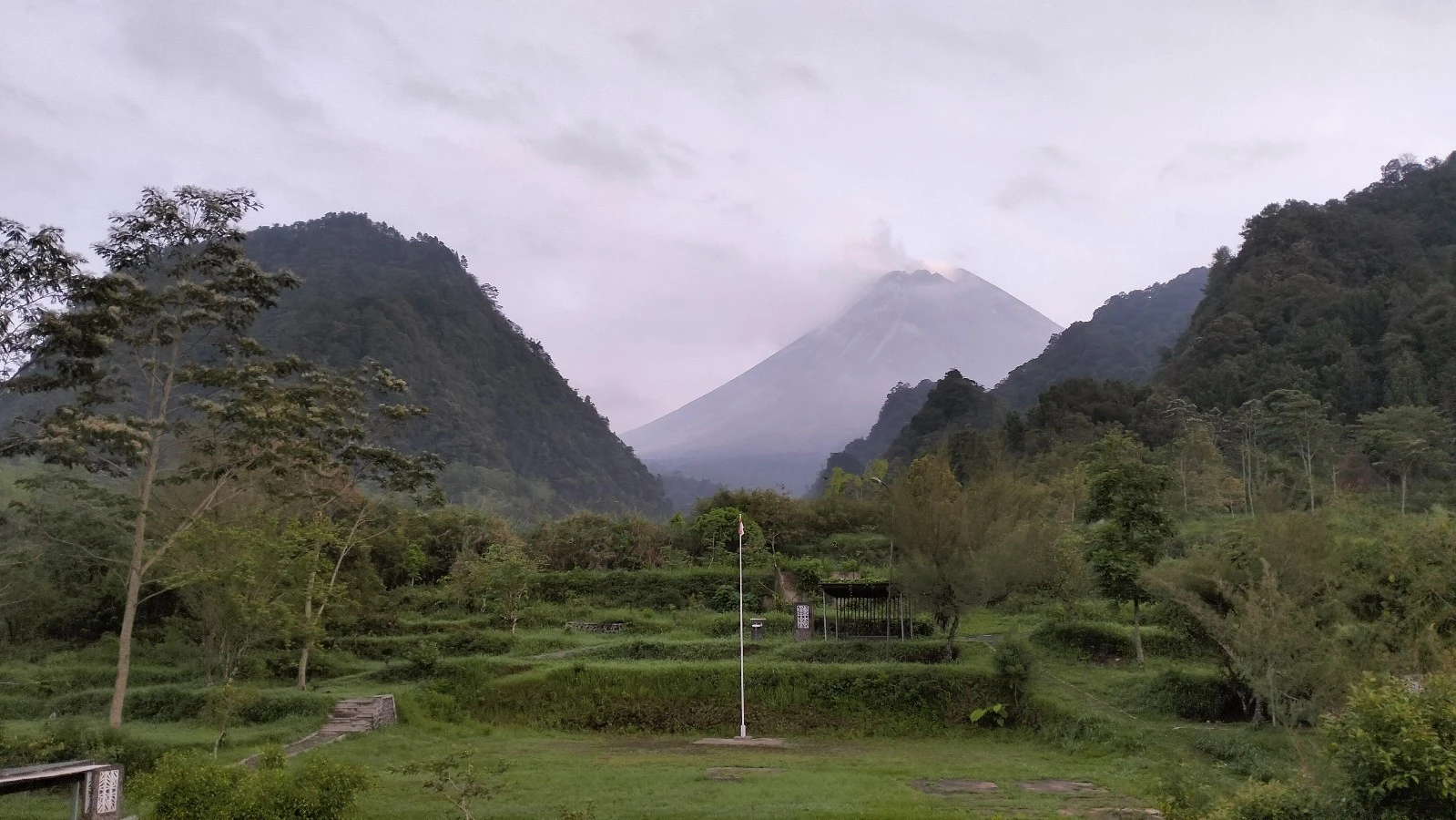 Viral Jalur Pendakian Gunung Merapi Kembali Dibuka, BTNGM Buka Suara