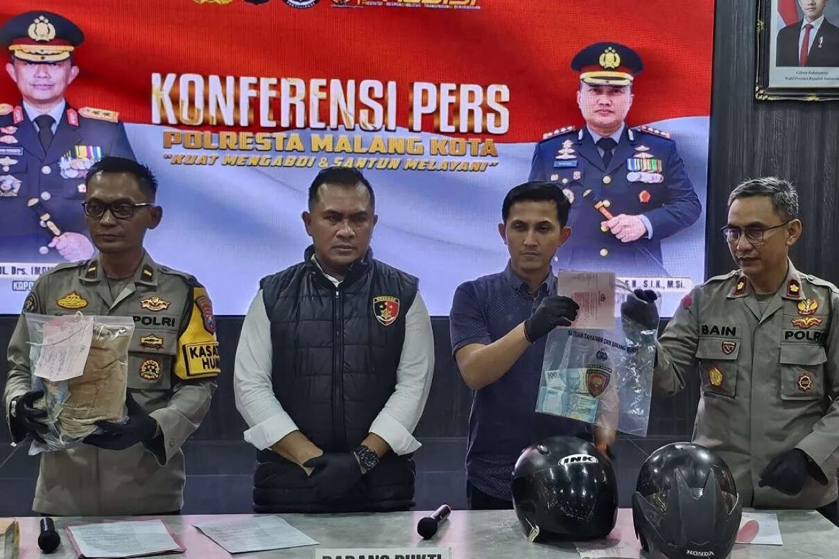 2 Pria di Malang Diringkus Polisi, Jambret Emas Lansia Senilai Rp7 Juta