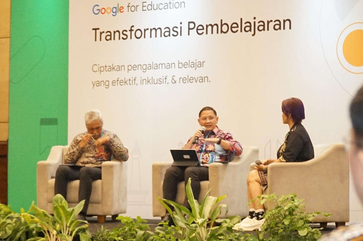 Kadindik Jatim Bagikan Pengalaman Implementasi KSRG di Google for Education