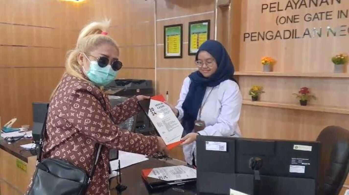 Bela Yosep Hidayah, Silvia Soembarto Serahkan Memori Kasasi ke PN Subang