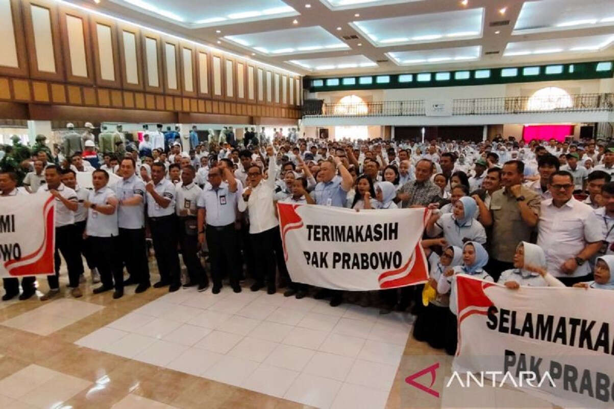 Mediasi Sritex, Kurator Mangkir Lagi, Wamenaker: Harusnya Hadir Dong, Tanggung Jawab