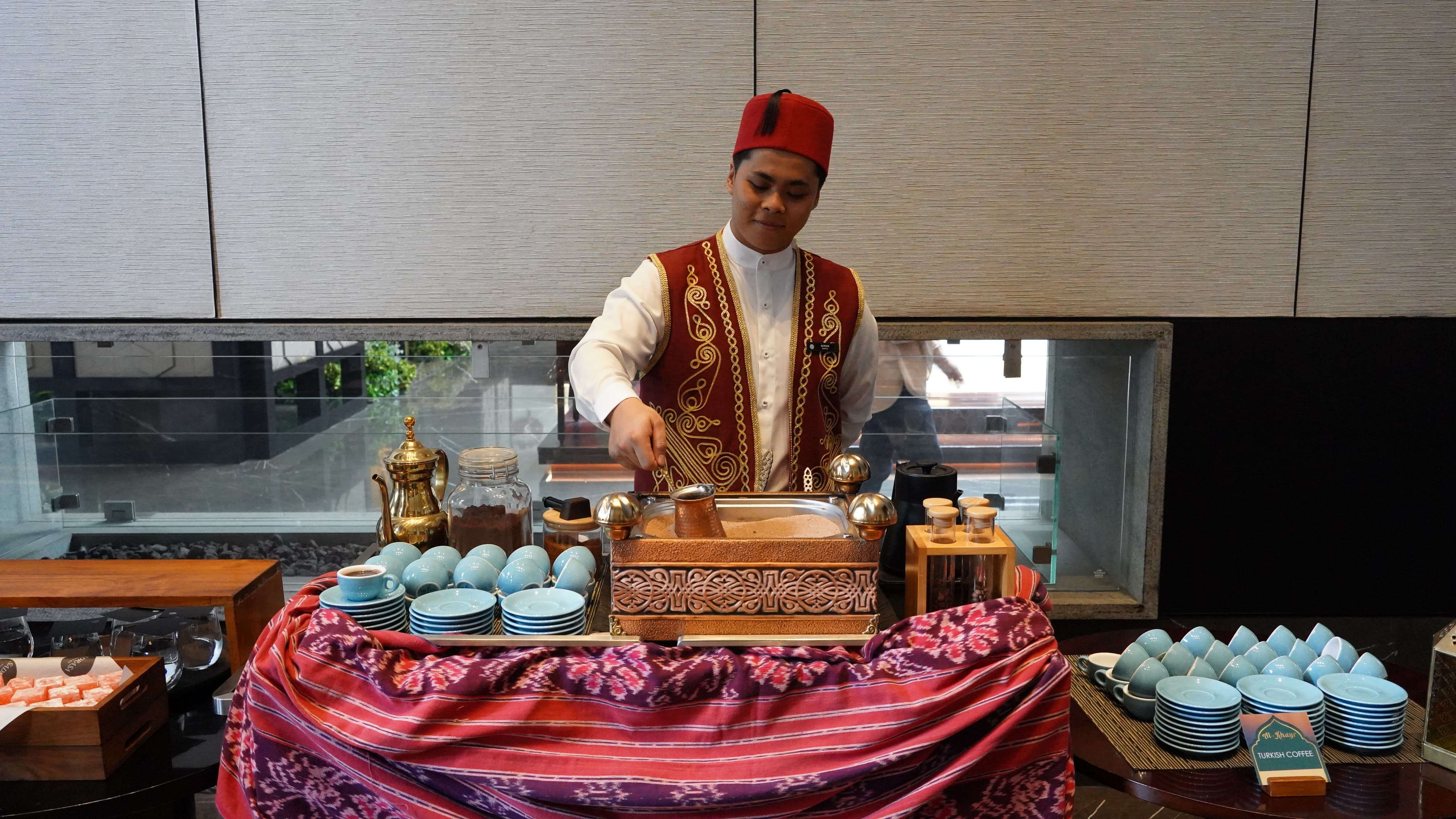 Promo Iftar Buffet Hotel di Bandung, Makanan Nusantara hingga Sajian Timur Tengah