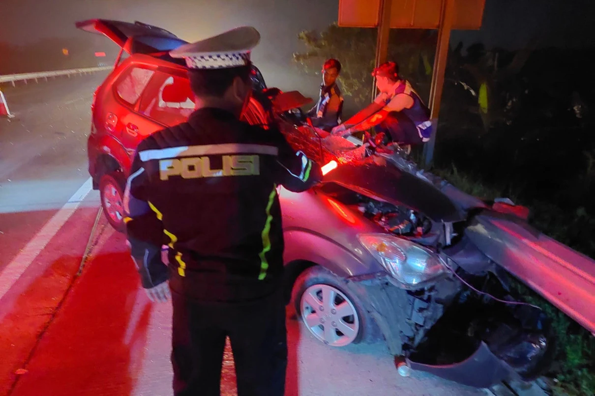 Minibus Rombongan Asal Malang Kecelakaan di Tol Gempol-Pasuruan, 2 Tewas