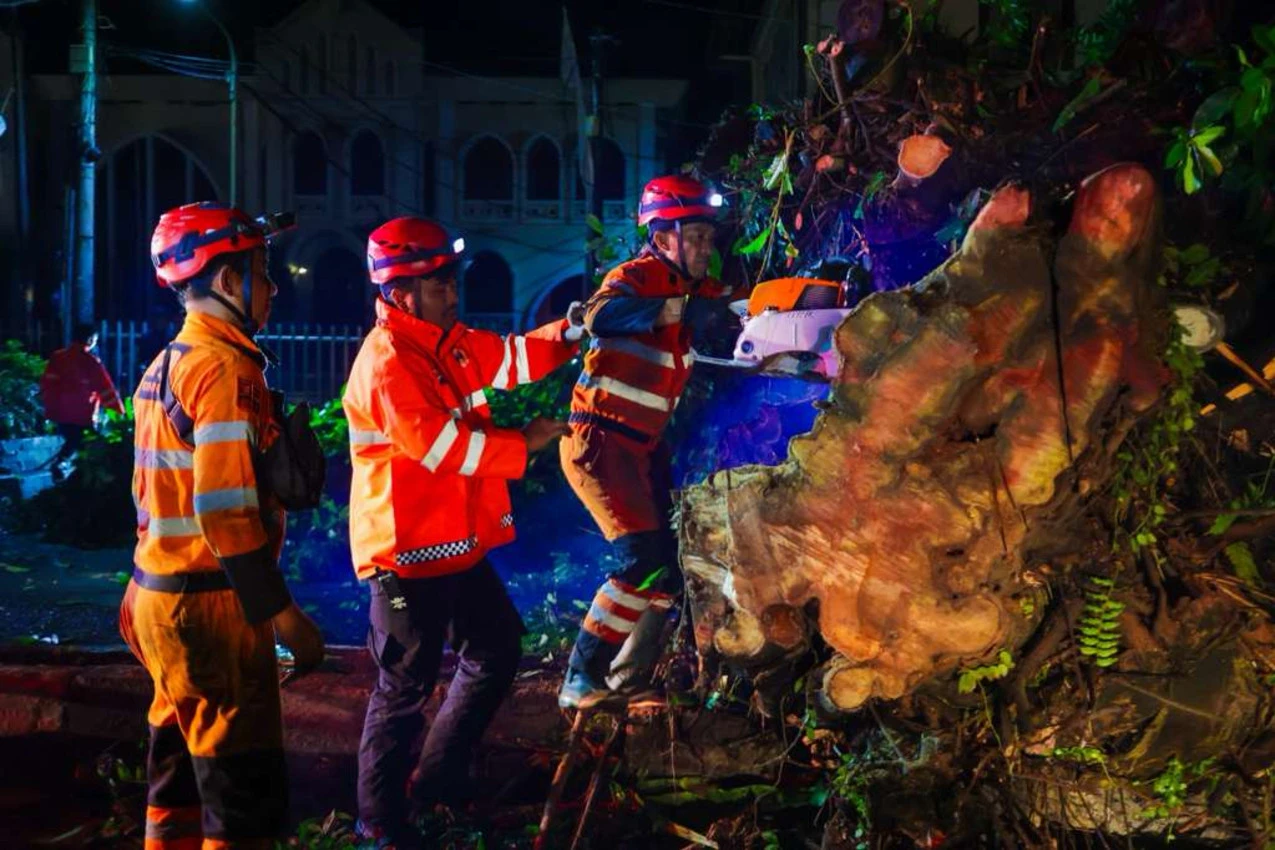 Daftar 10 Kecamatan di Cirebon yang Masuk Zona Merah Bencana Alam