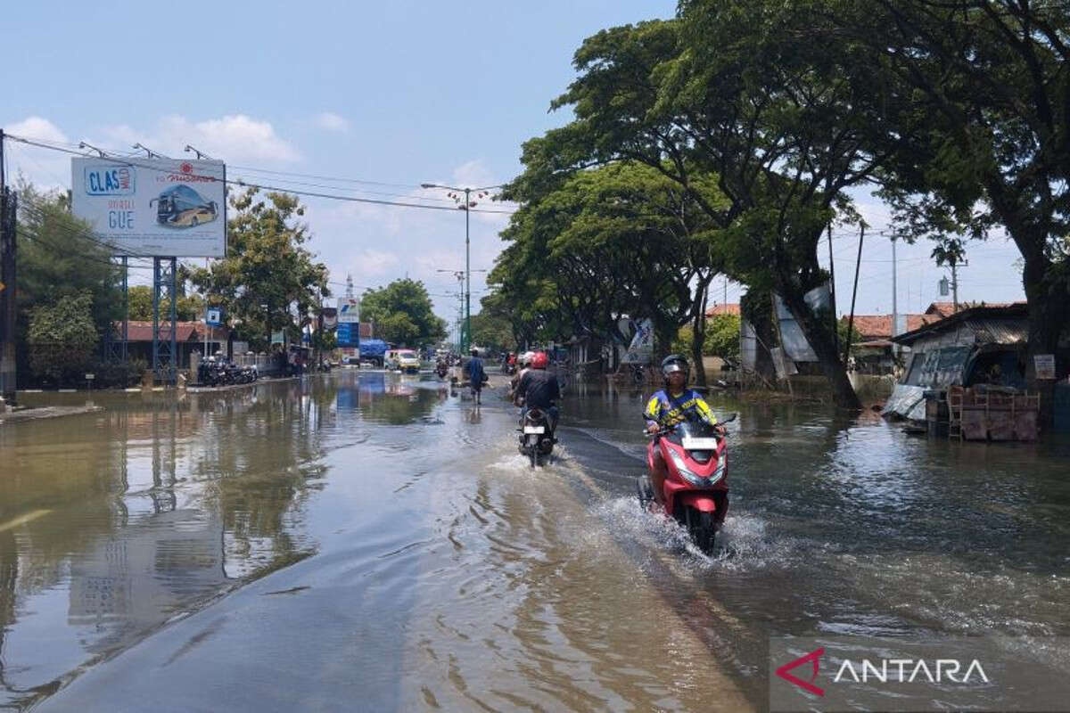 Banjir Belum Surut, Jalur Pantura Demak-Kudus Masih Ditutup, Ini Jalan Alternatifnya