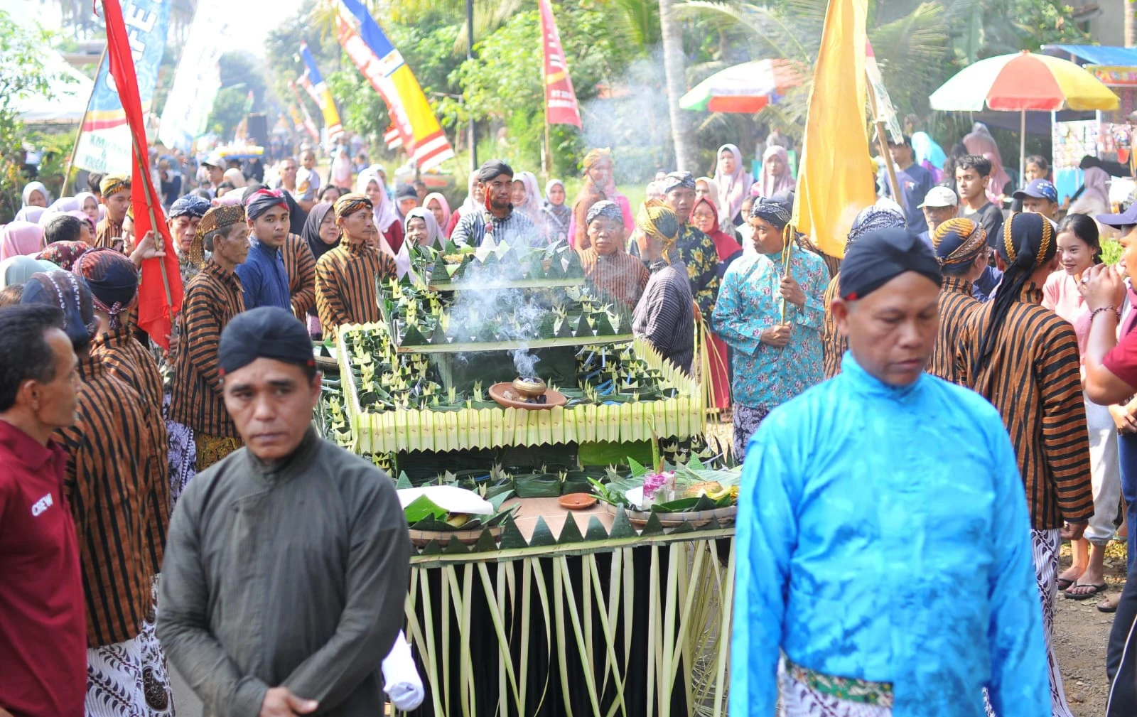 Krayahan Bubur Sura: Puncak Piweling Asyura Masyarakat Jepara