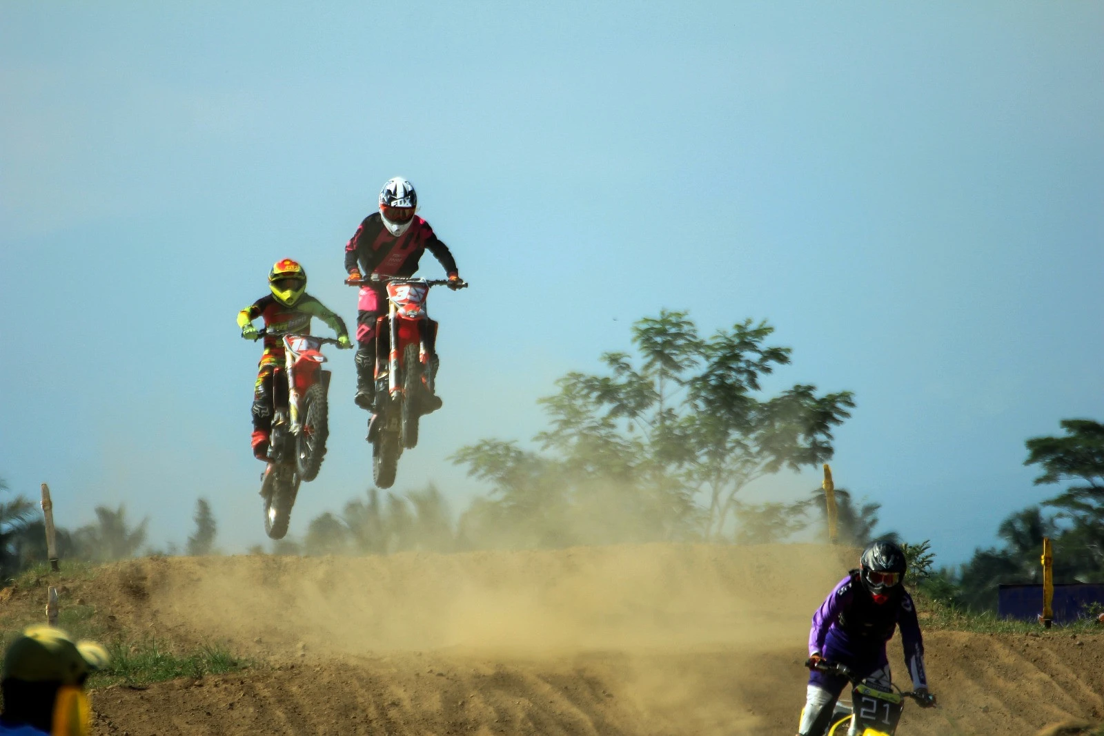 Kratingdaeng Supercrosser 2024 Dirtwar Energy Diikuti Crosser terbaik dari Seluruh Indonesia