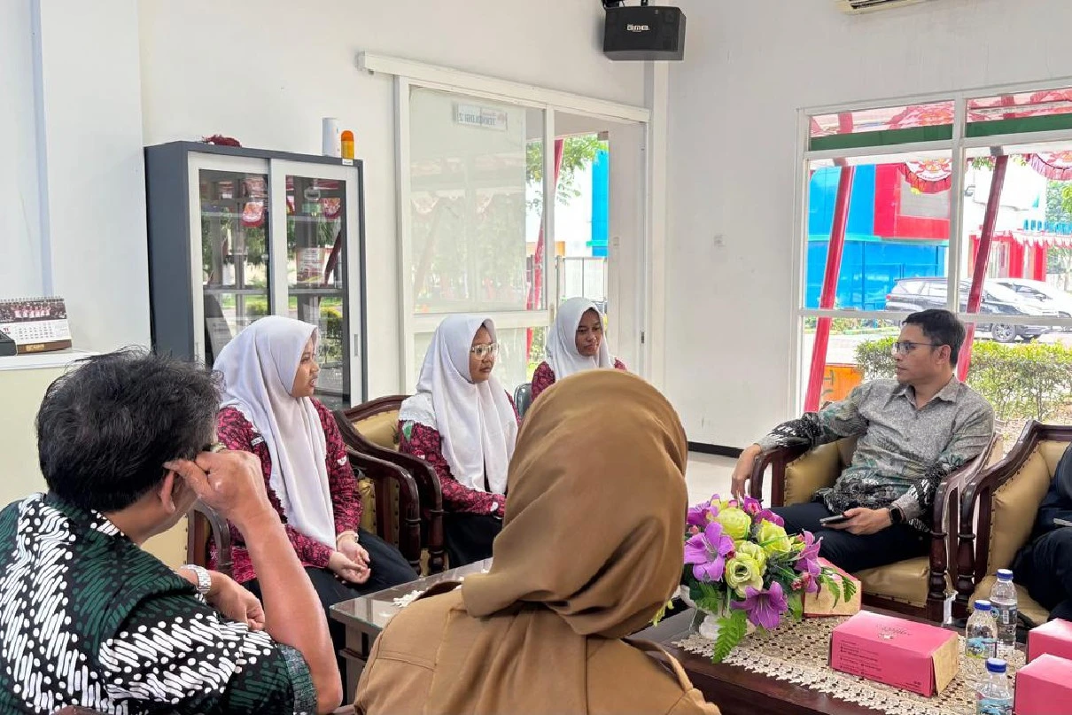 BSKAP Kemendikdasmen Tinjau Pelaksanaan TKA di Surabaya, Pastikan Berjalan Lancar