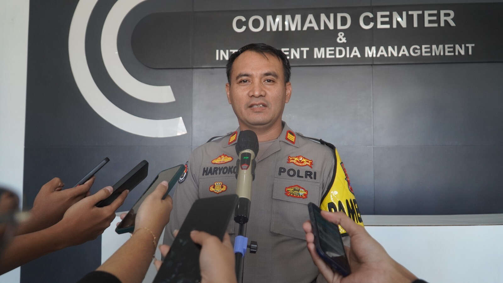 Polisi Siagakan Ratusan Personel Amankan Debat Perdana Pilkada Surabaya