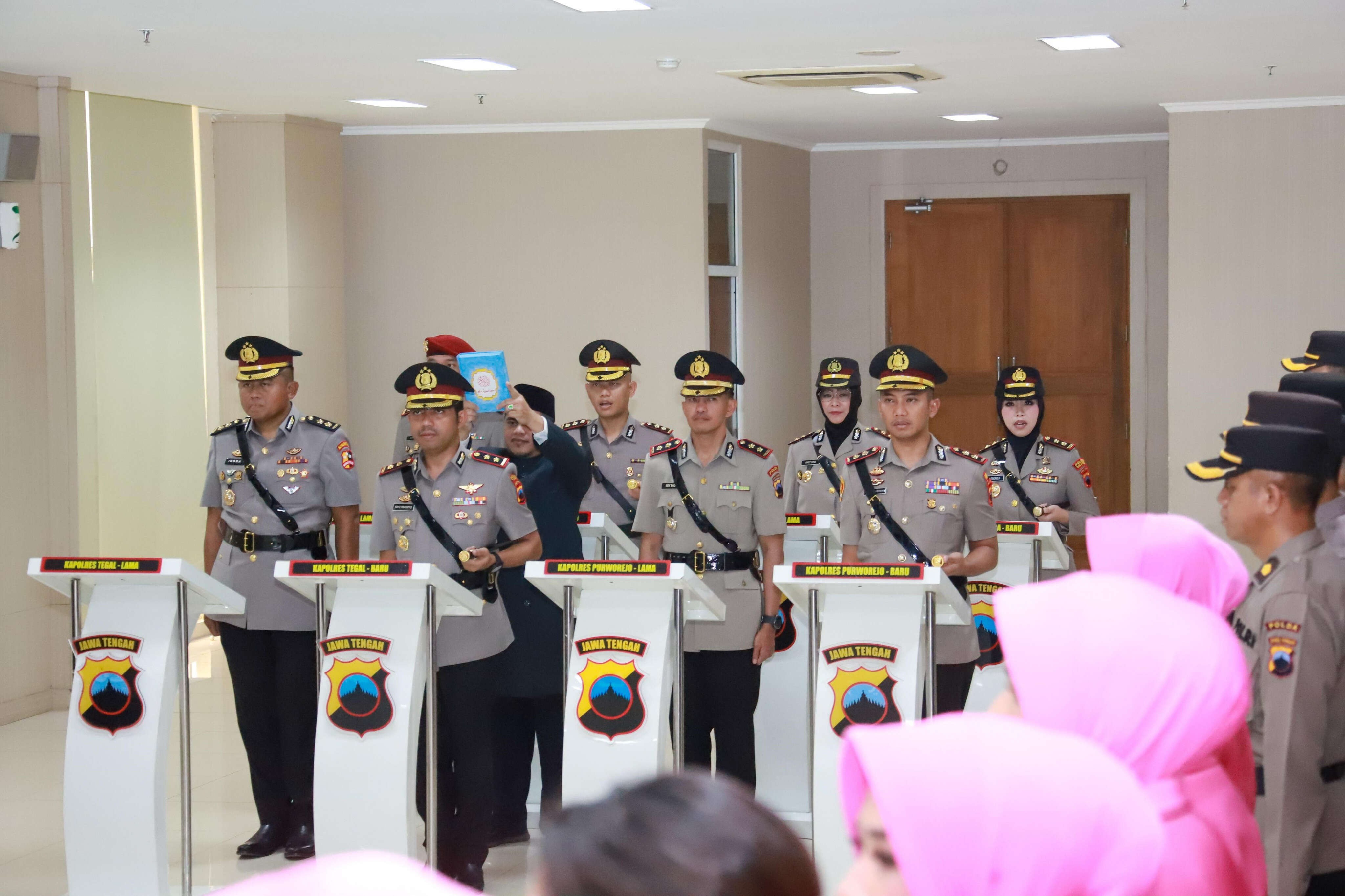 Empat Kapolres Baru Dilantik, Kapolda Jateng Beri Pesan Penting