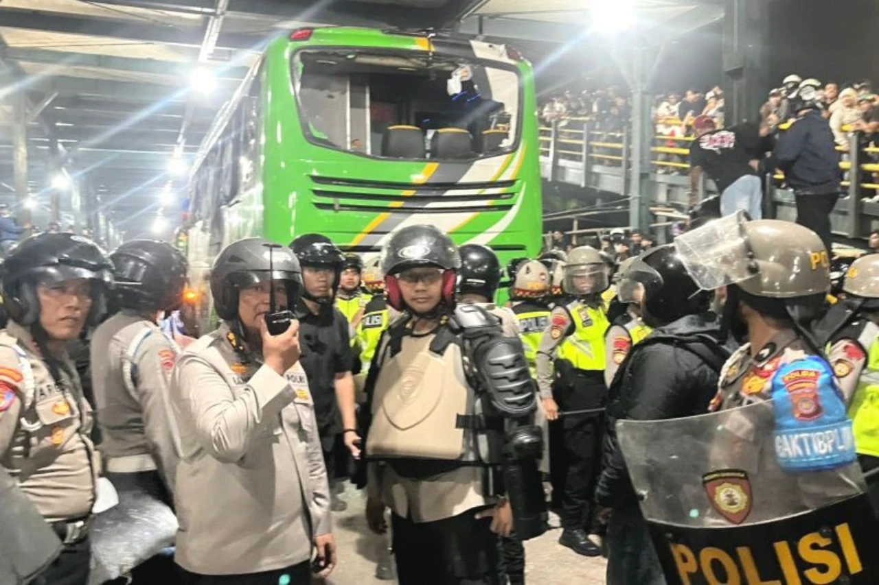 Polisi: Kericuhan Suporter di Jogja Berawal dari Insiden di Perempatan Pingit
