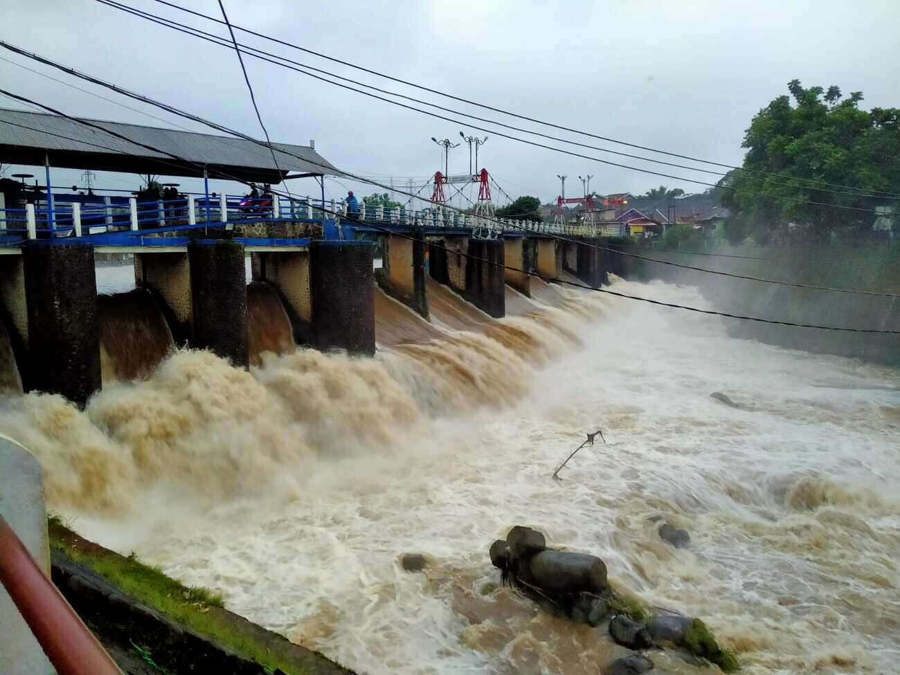 Bendungan Katulampa Bogor Siaga 1, Teruntuk Warga Harap Waspada!