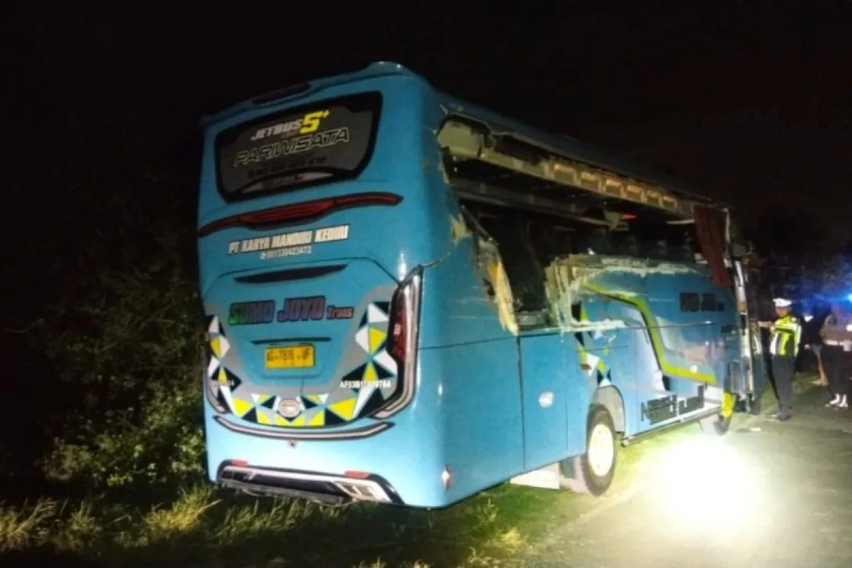 Kecelakaan Maut Bus Pariwisata Rem Blong di Tulungagung, 1 Tewas dan 6 Luka-Luka