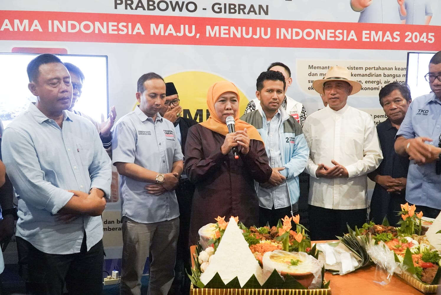 Khofifah Soal Pilpres 2024: Perdebatan Abadi Hanya di Tim Bubur Diaduk dan Tidak