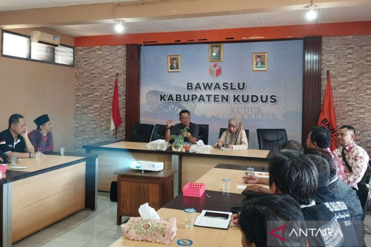 Kampanye dengan Menawarkan Hadiah Umrah, Caleg di Kudus Diperiksa Bawaslu