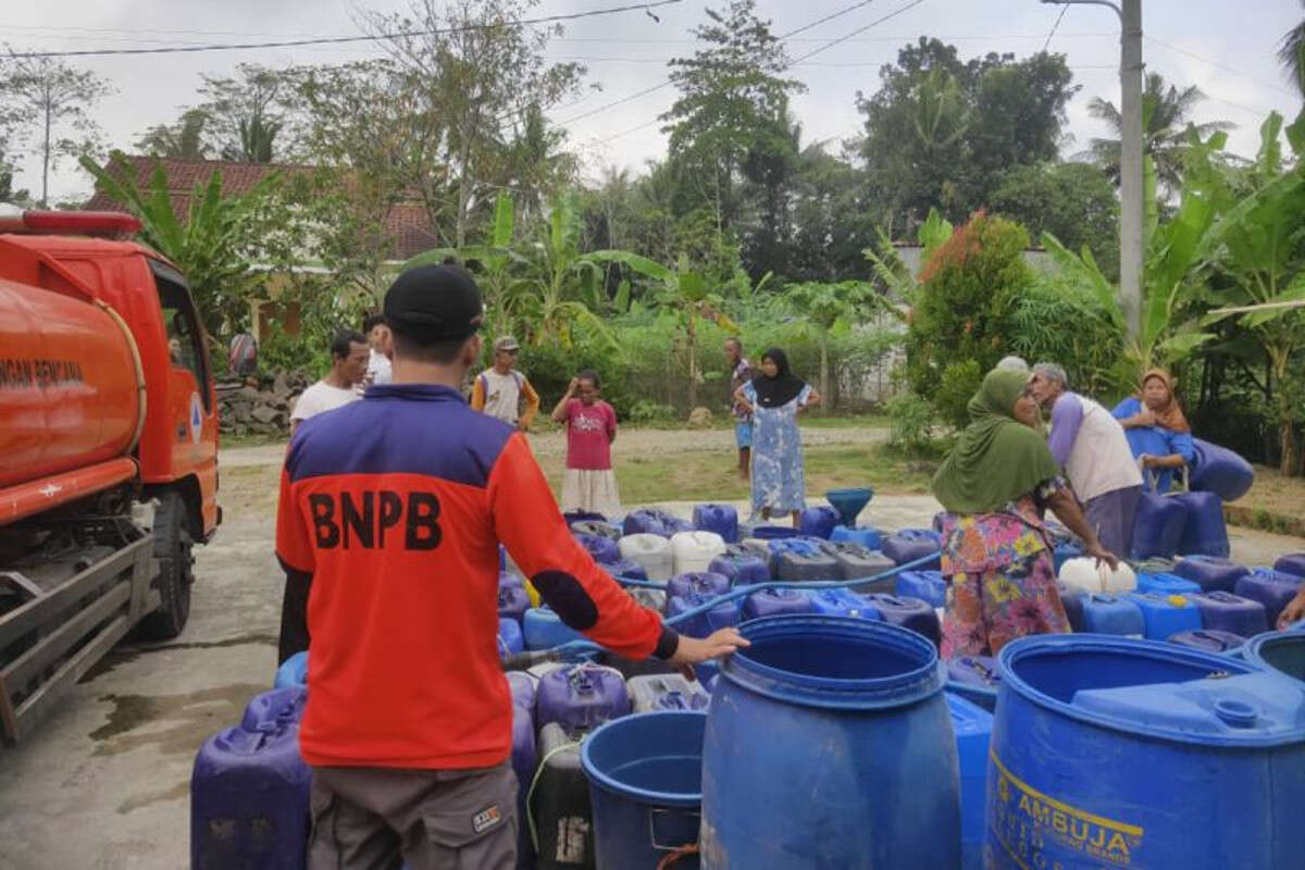 Kekeringan Melanda 14 Desa di Temanggung, BPBD Salurkan Air Bersih