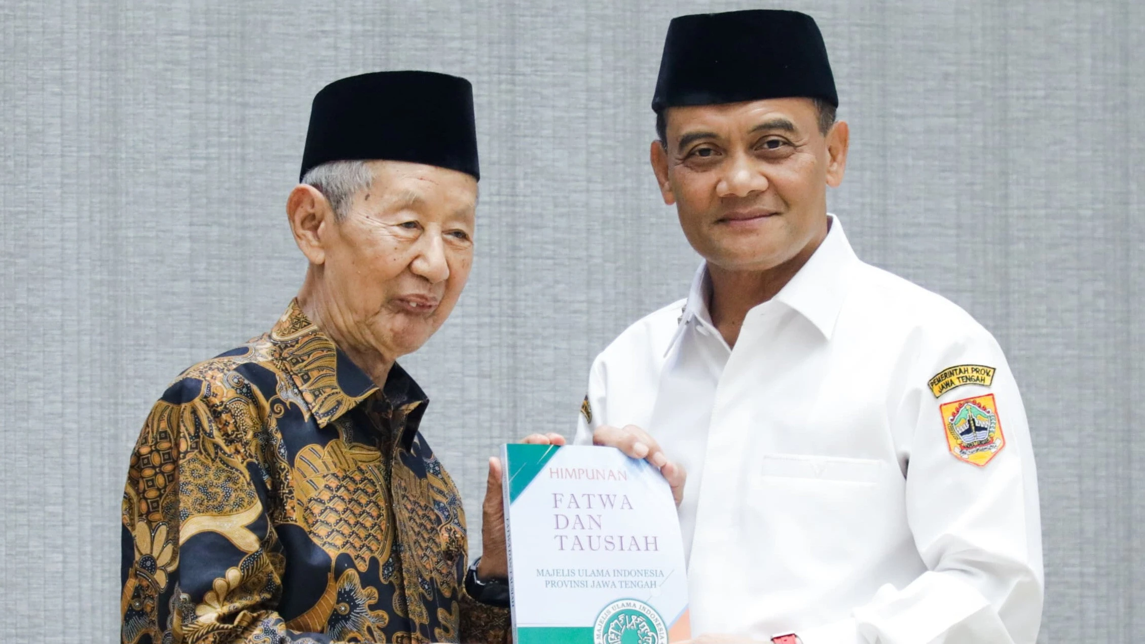 Kata Gubernur Luthfi, Ulama Datang Bikin Warga Jateng Adem