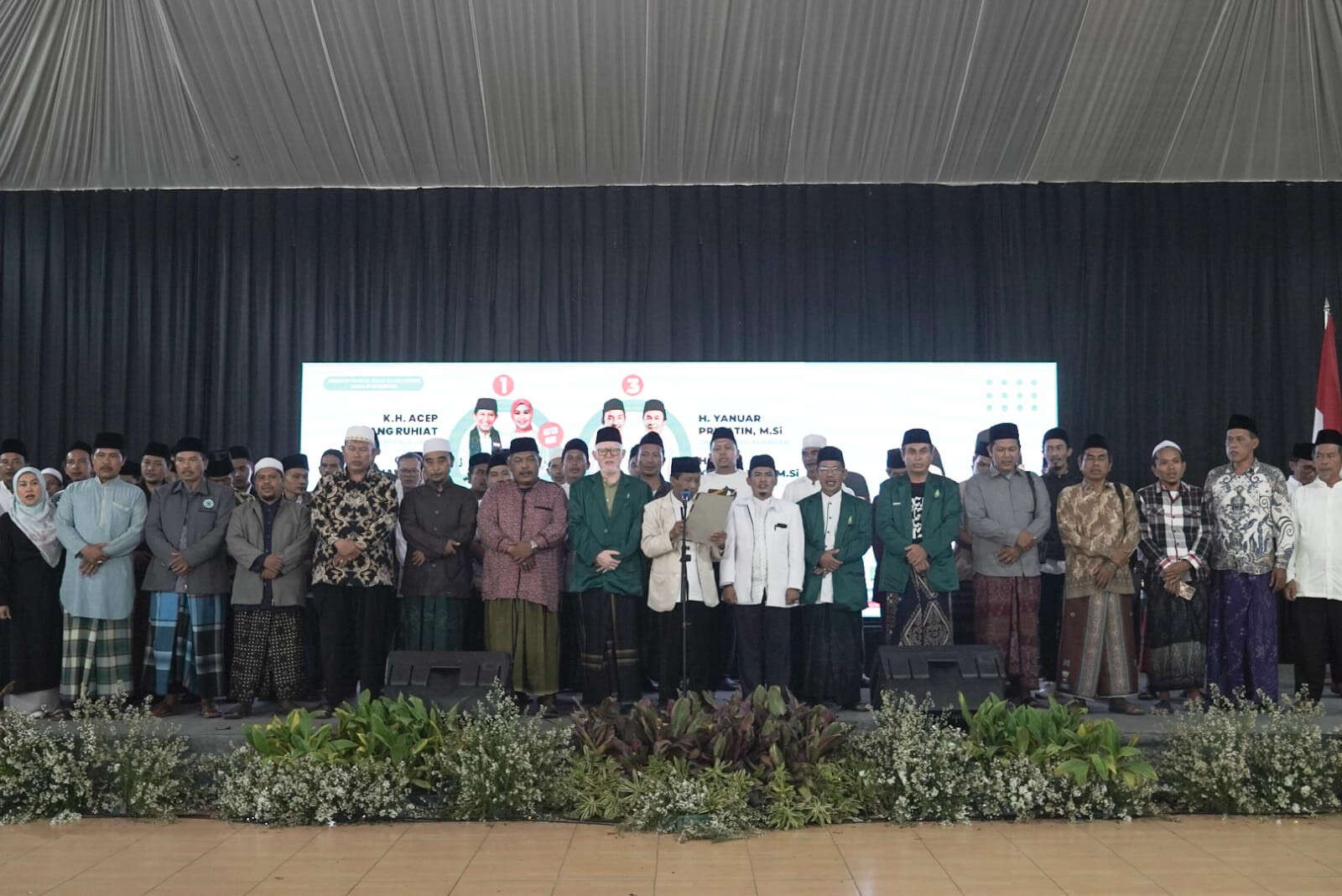 Ulama di Kabupaten Kuningan Dukung Acep Adang - Gita KDI di Pilgub Jawa Barat 2024