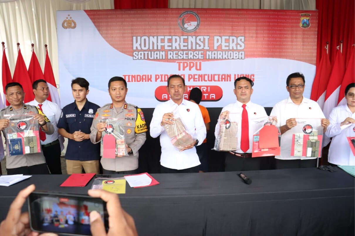 Berawal dari Kasus Narkoba, Polres Mojokerto Ungkap TPPU Senilai 2 Miliar