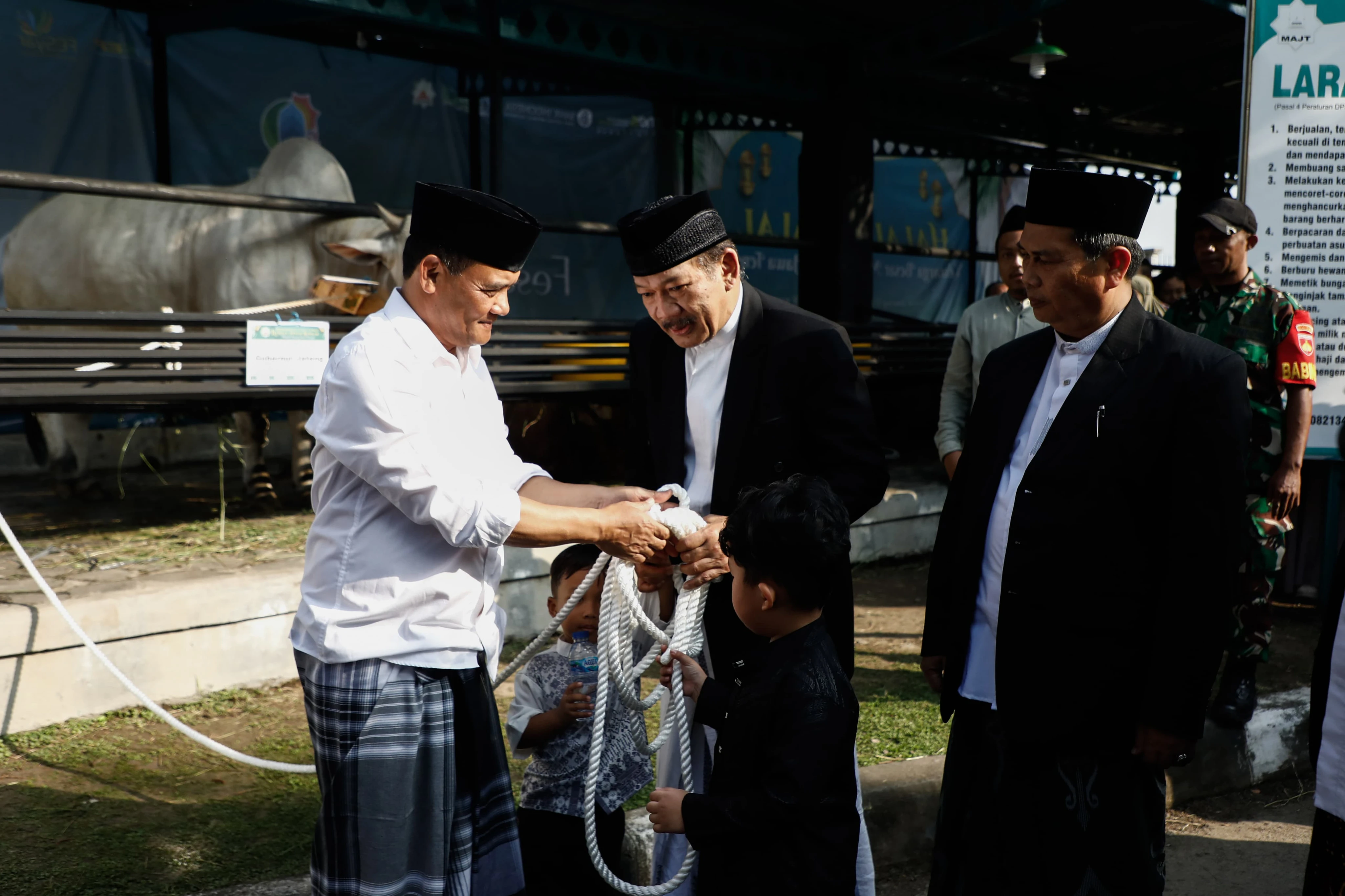 Ahmad Luthfi Salat Iduladha di MAJT, Sebut Hewan Kurban di Jateng Capai 547.590 Ekor