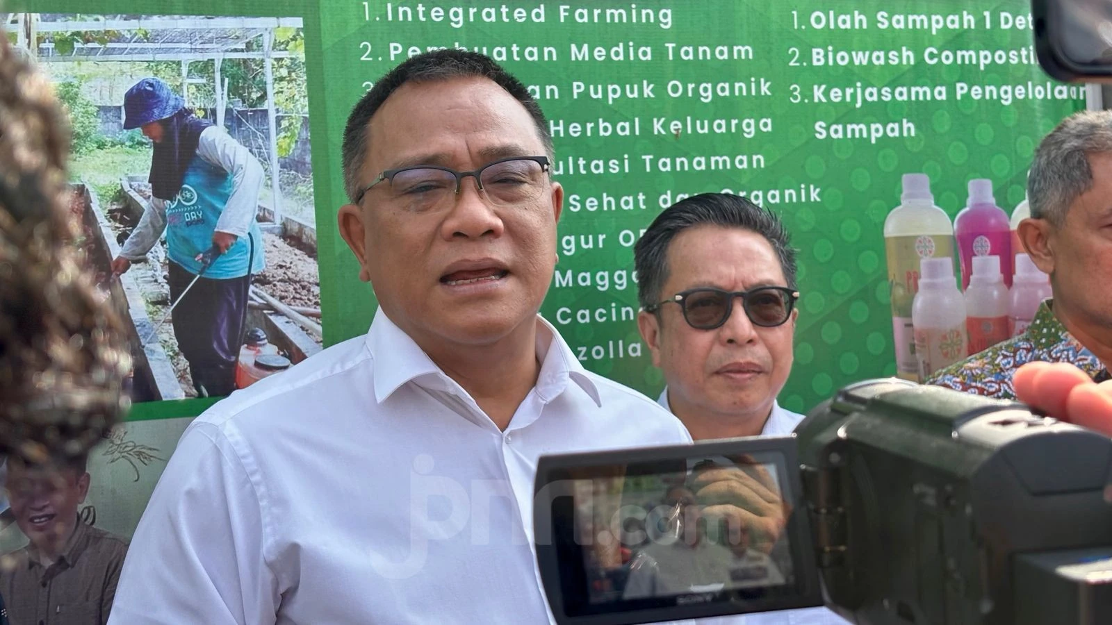 Menteri Jumhur: Kearifan Lokal Jadi Kunci Wujudkan Indonesia Bebas Sampah 2029