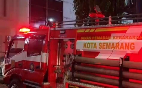 Listrik Padam, 2 Karyawan Terjebak Lift Gedung Perkantoran Semarang